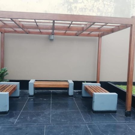 Departamento Estudio Full Equipado Wifi Cerca A Todo Lima Lägenhet Exteriör bild